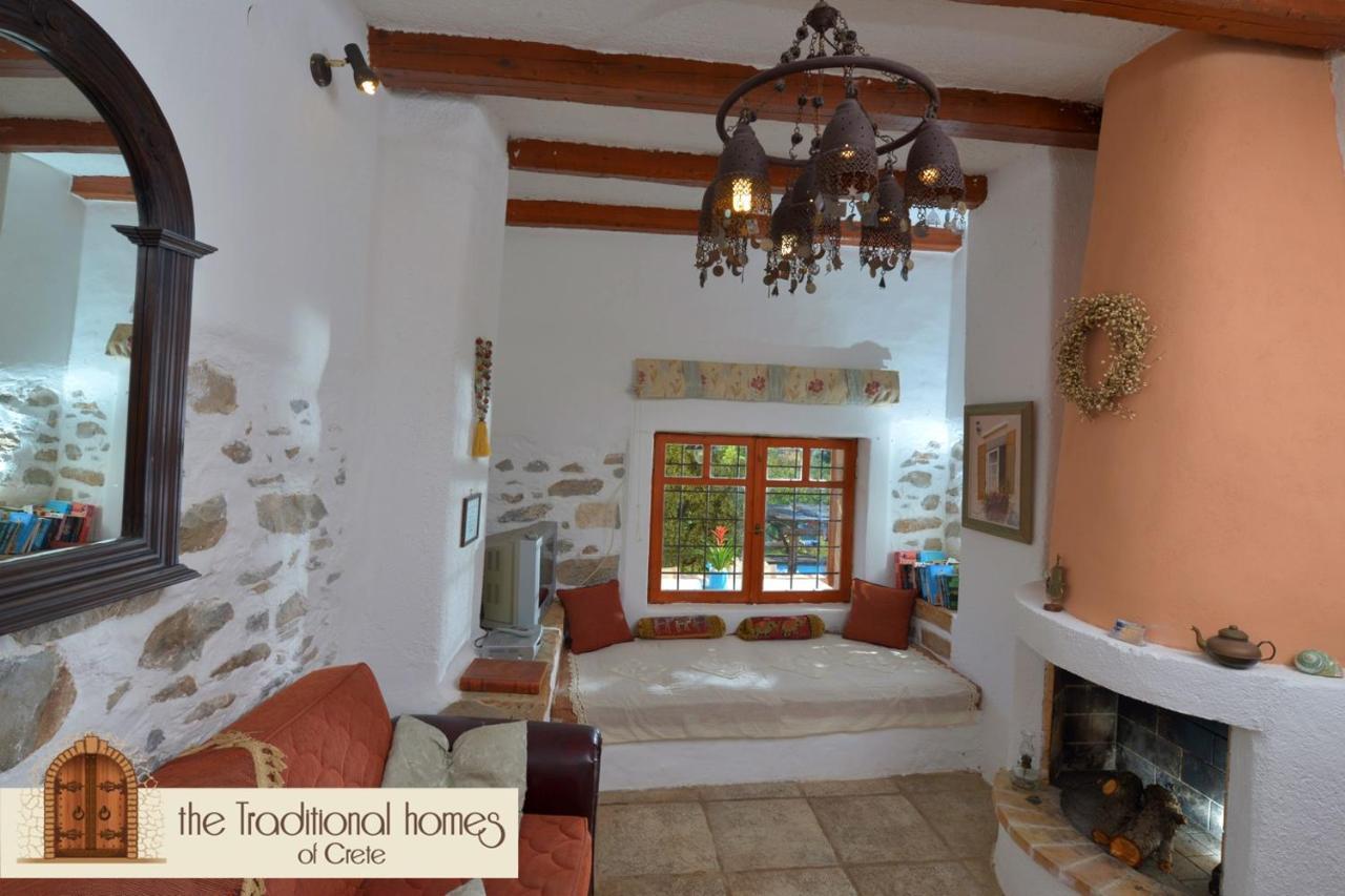 Almond Tree - Elounda Traditional Homes Of Crete Vrouhas Exterior photo