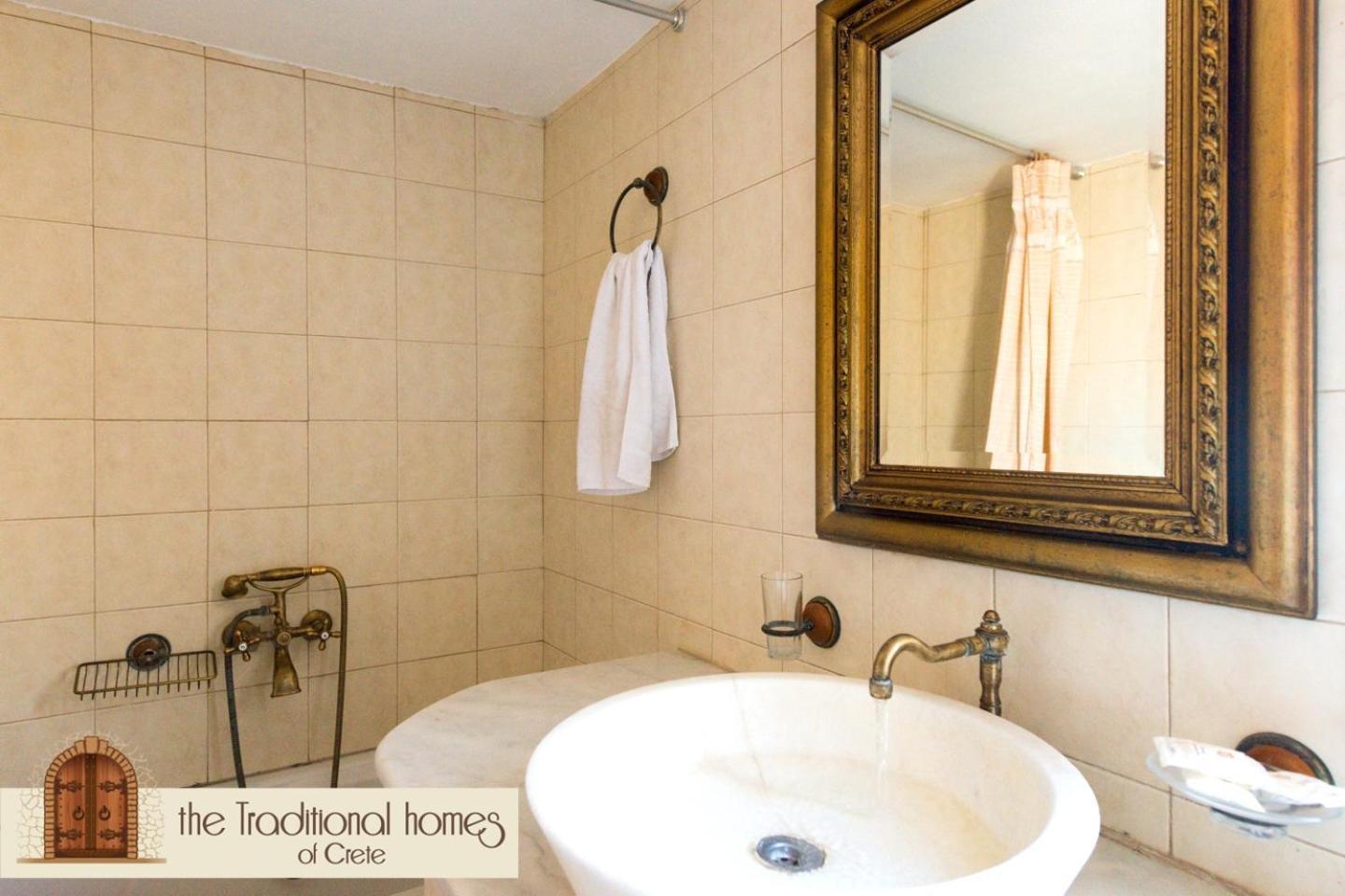 Almond Tree - Elounda Traditional Homes Of Crete Vrouhas Room photo